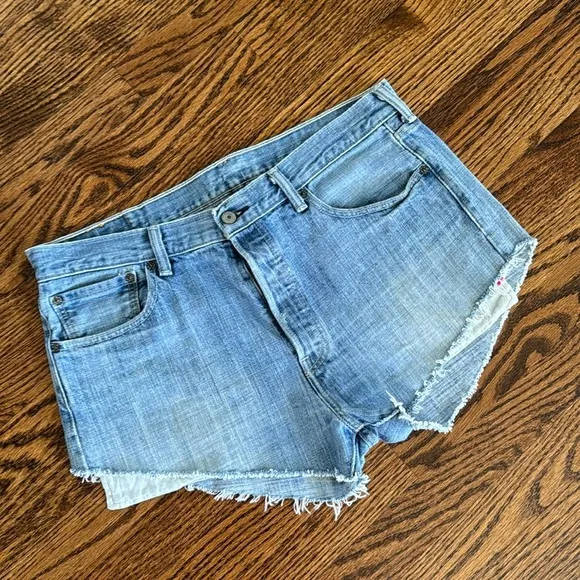 501® ORIGINAL FIT HIGH RISE WOMEN'S SHORTS Levi’s Shorts W 34