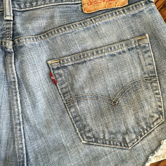 501® ORIGINAL FIT HIGH RISE WOMEN'S SHORTS Levi’s Shorts W 34
