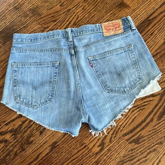 501® ORIGINAL FIT HIGH RISE WOMEN'S SHORTS Levi’s Shorts W 34