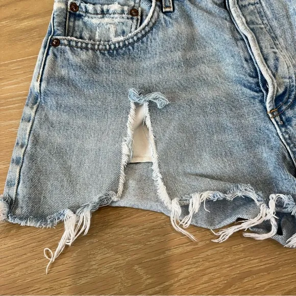 Agolde Parker Vintage Cut Off Short Lite Blue High Rise Distressed Jean Denim 28
