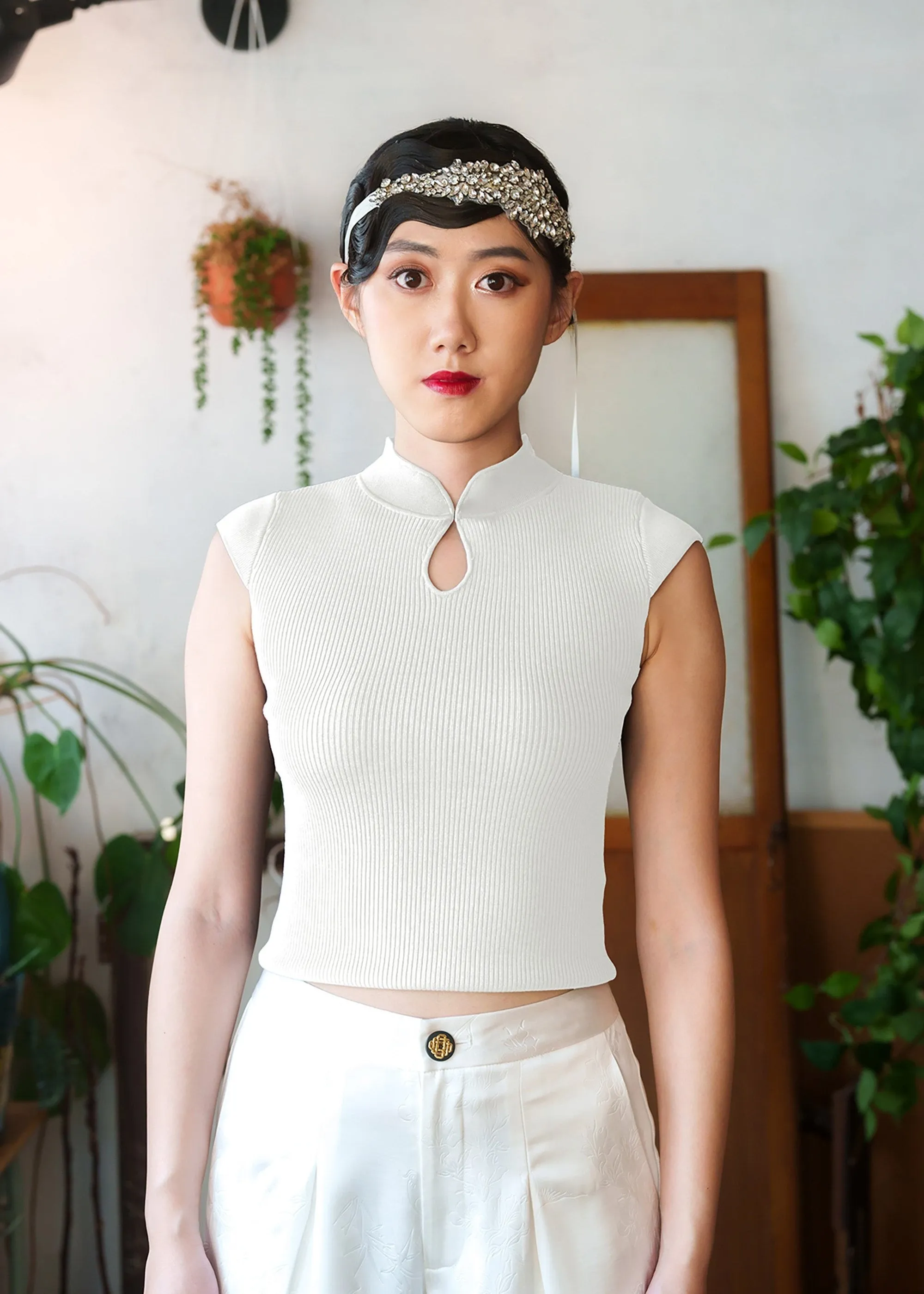 Cap Sleeve Knitted Keyhole Top (White)