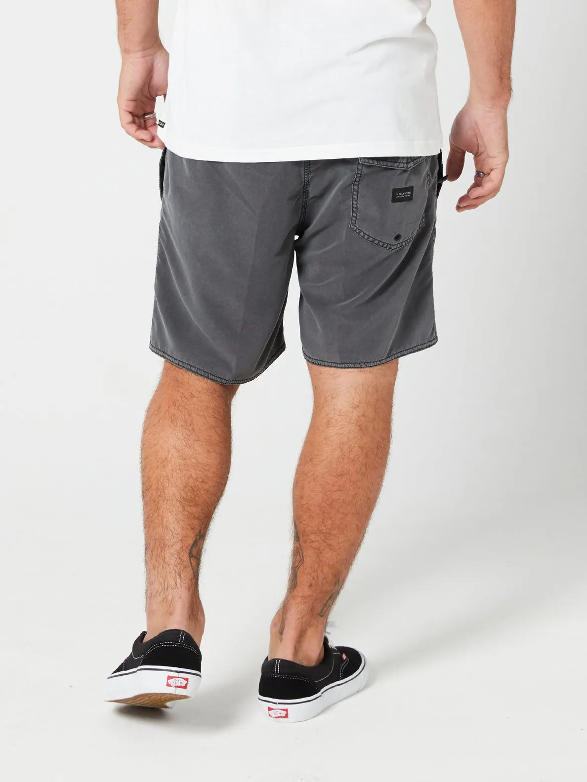 Center 17" Trunks