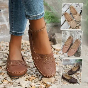 Comfortable, breathable flat shoes for women