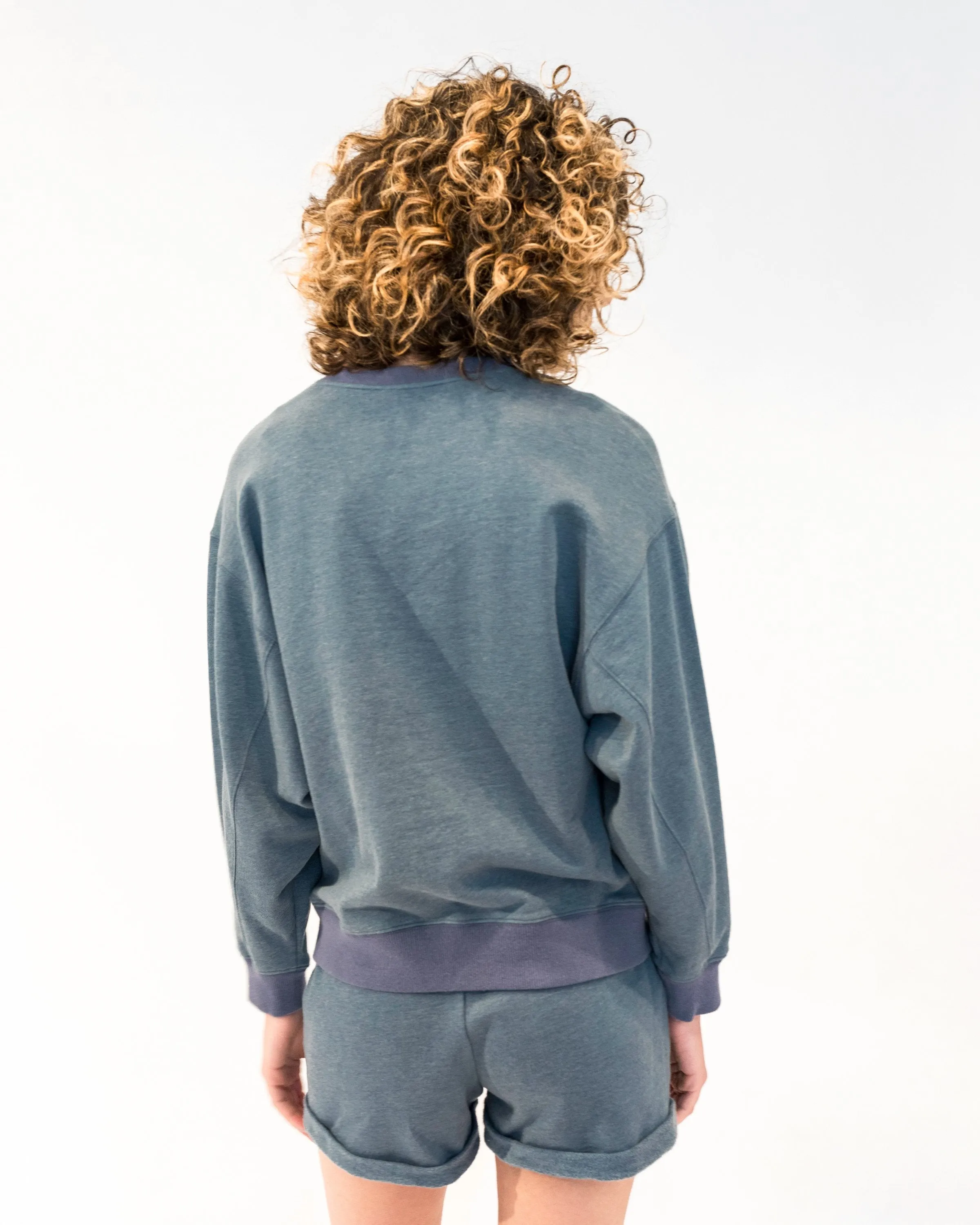 CREWNECK LOOSE SWEATERSHIRT