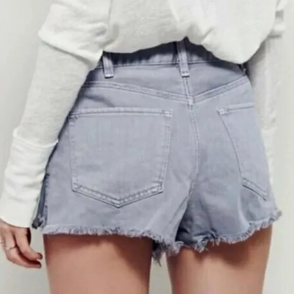 Free People High Rise Button Fly Raw Hem Cloudy Grey Shorts Womens Size 29 NWT