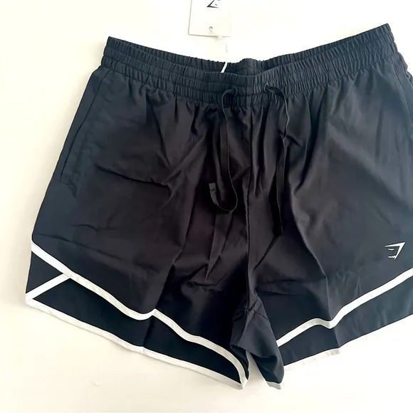 Gymshark M Training Contrast Loose Shorts Set