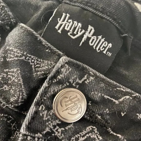 Harry Potter Marauder's Map Print &quot;I Solemnly Swear&quot; Denim Shorts