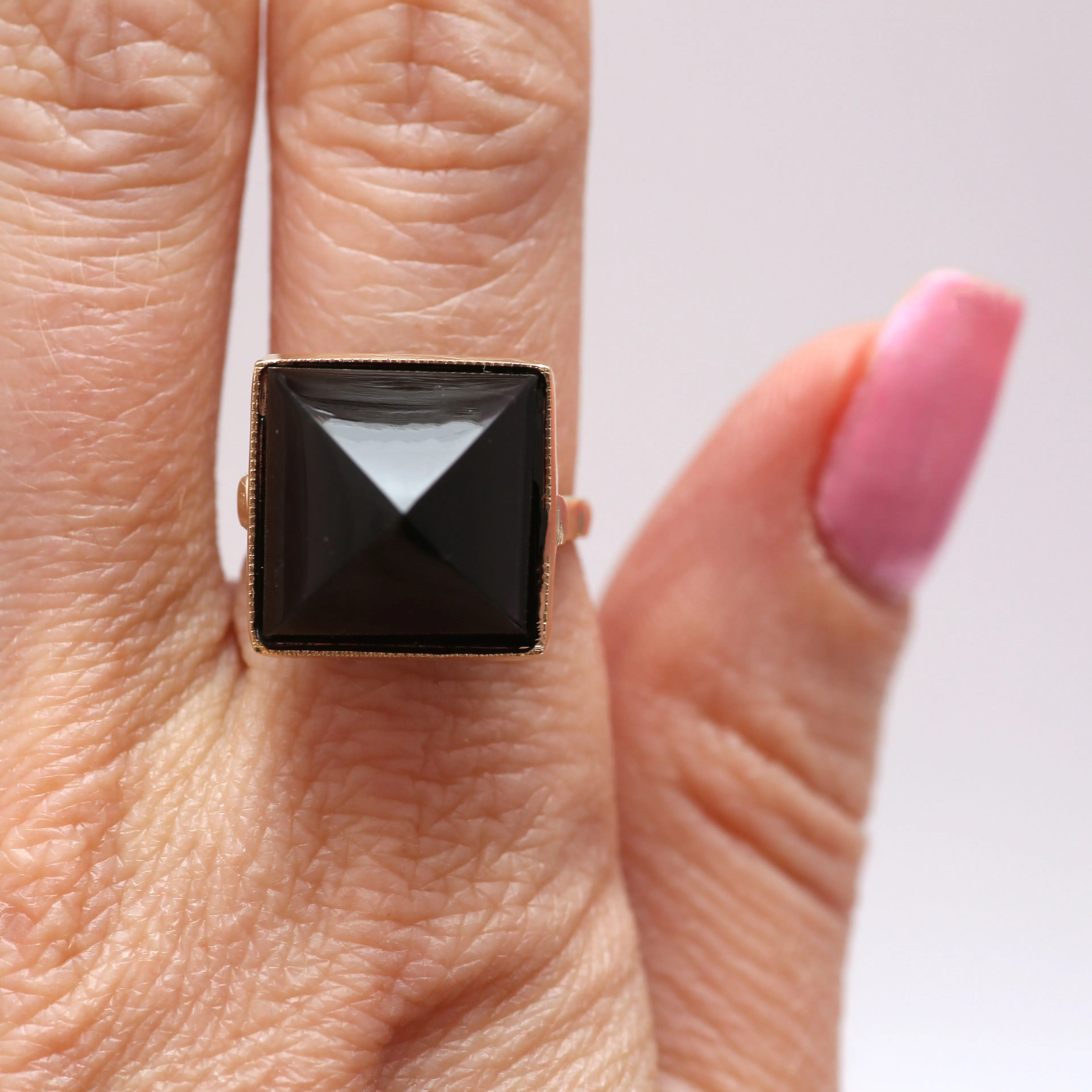 Large 14k Onyx Sugarloaf Ring