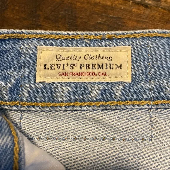 Levi’s Premium 501 cutoffs, 29