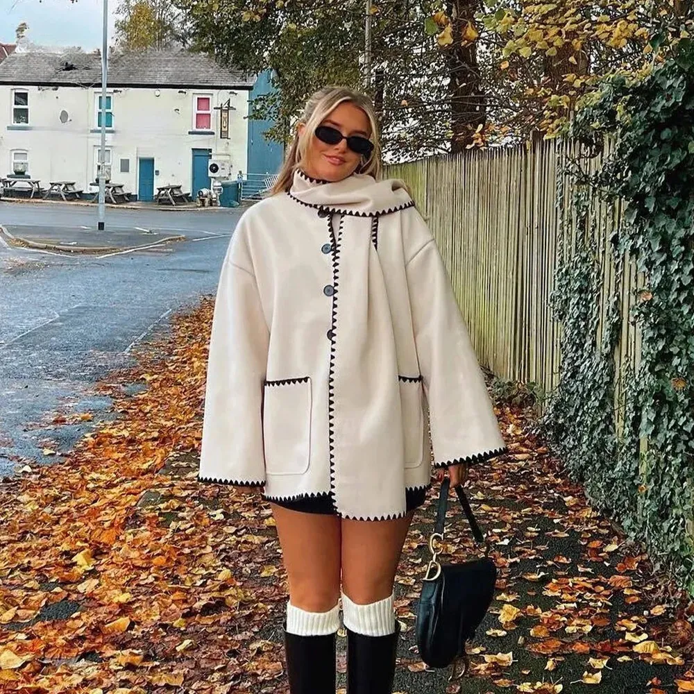 LIV | COSY WOOL CAPE JACKET