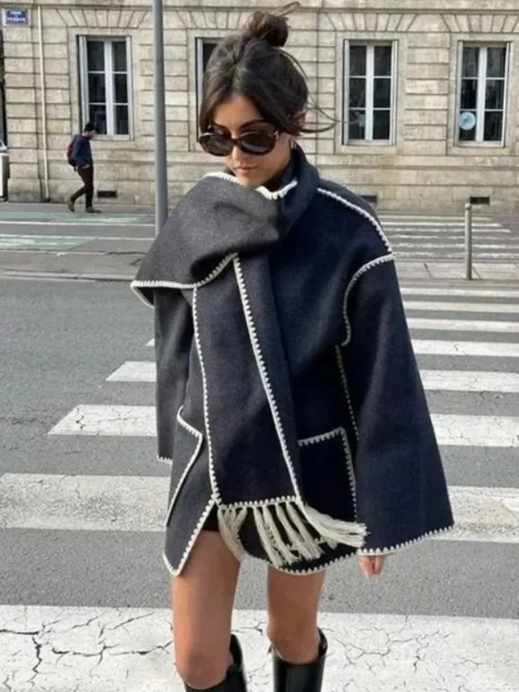 LIV | COSY WOOL CAPE JACKET
