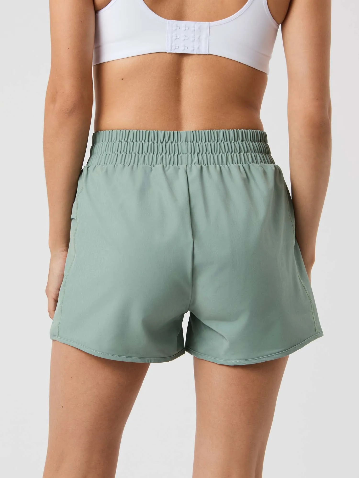 Loose short