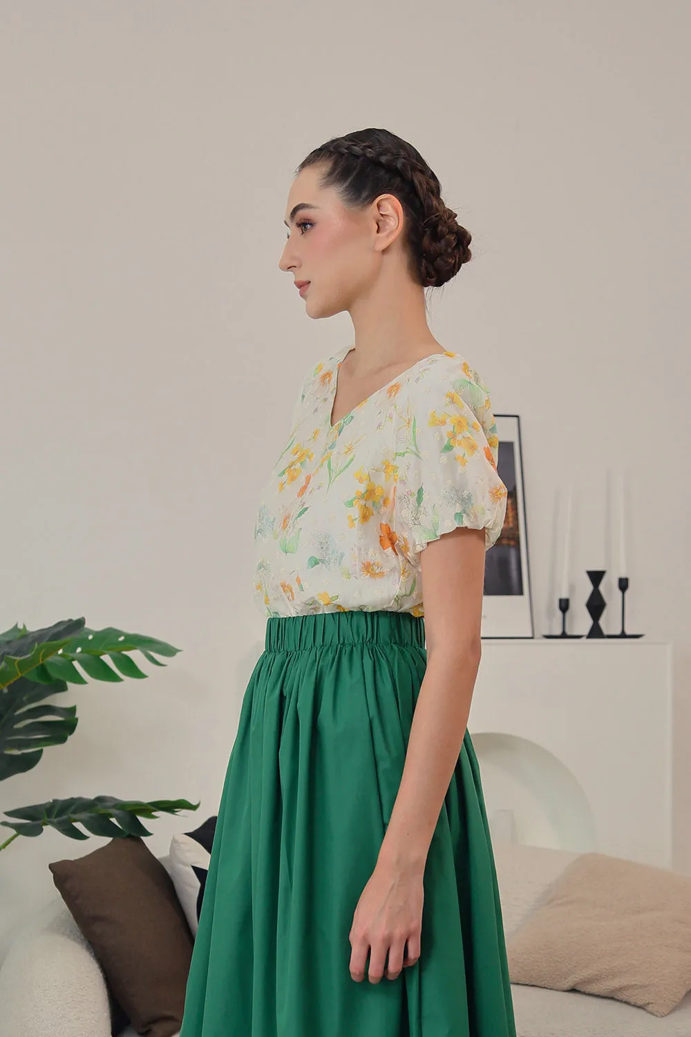 Merlyn Eyelet Top in Yellow Floral