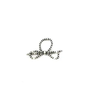 Navajo Pearl  Bow Stretch Ring - Fresh Water Pearl