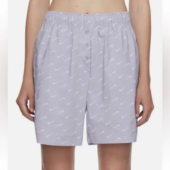 NWT Nike Everyday Modern Women's High-Waisted Woven Shorts, XL