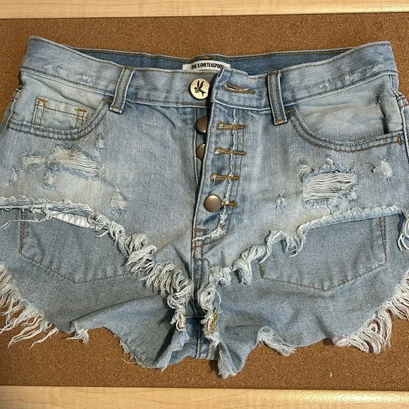 One Teaspoon Rollers Low Waist Long Rise Extreme Curve Raw Hem Jean Shorts 26