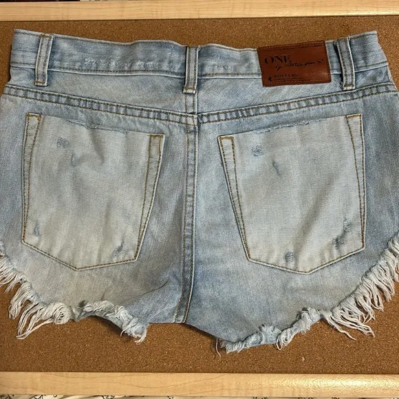 One Teaspoon Rollers Low Waist Long Rise Extreme Curve Raw Hem Jean Shorts 26