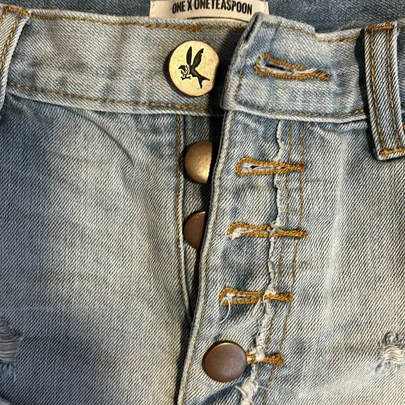 One Teaspoon Rollers Low Waist Long Rise Extreme Curve Raw Hem Jean Shorts 26