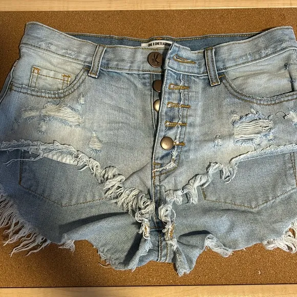 One Teaspoon Rollers Low Waist Long Rise Extreme Curve Raw Hem Jean Shorts 26