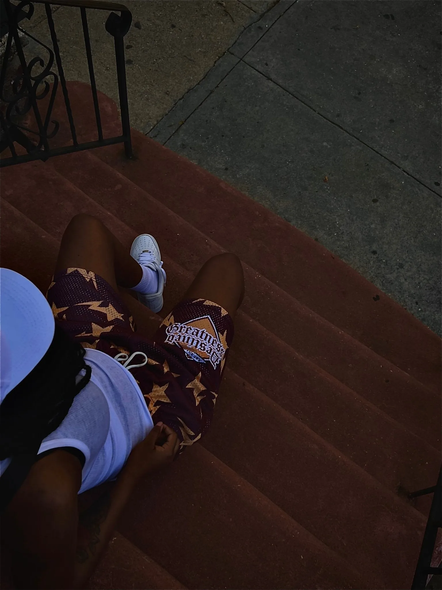SHOOT FOR THE STARS (brown)