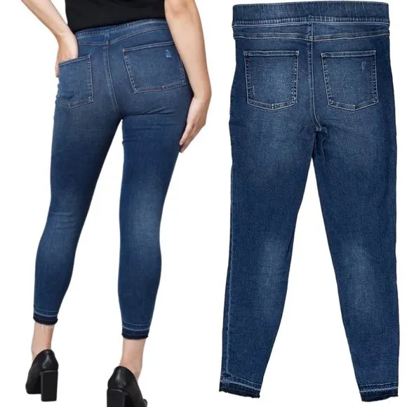 Spanx Distressed Ankle Skinny Jeans in Medium Wash Denim Women’s Size M