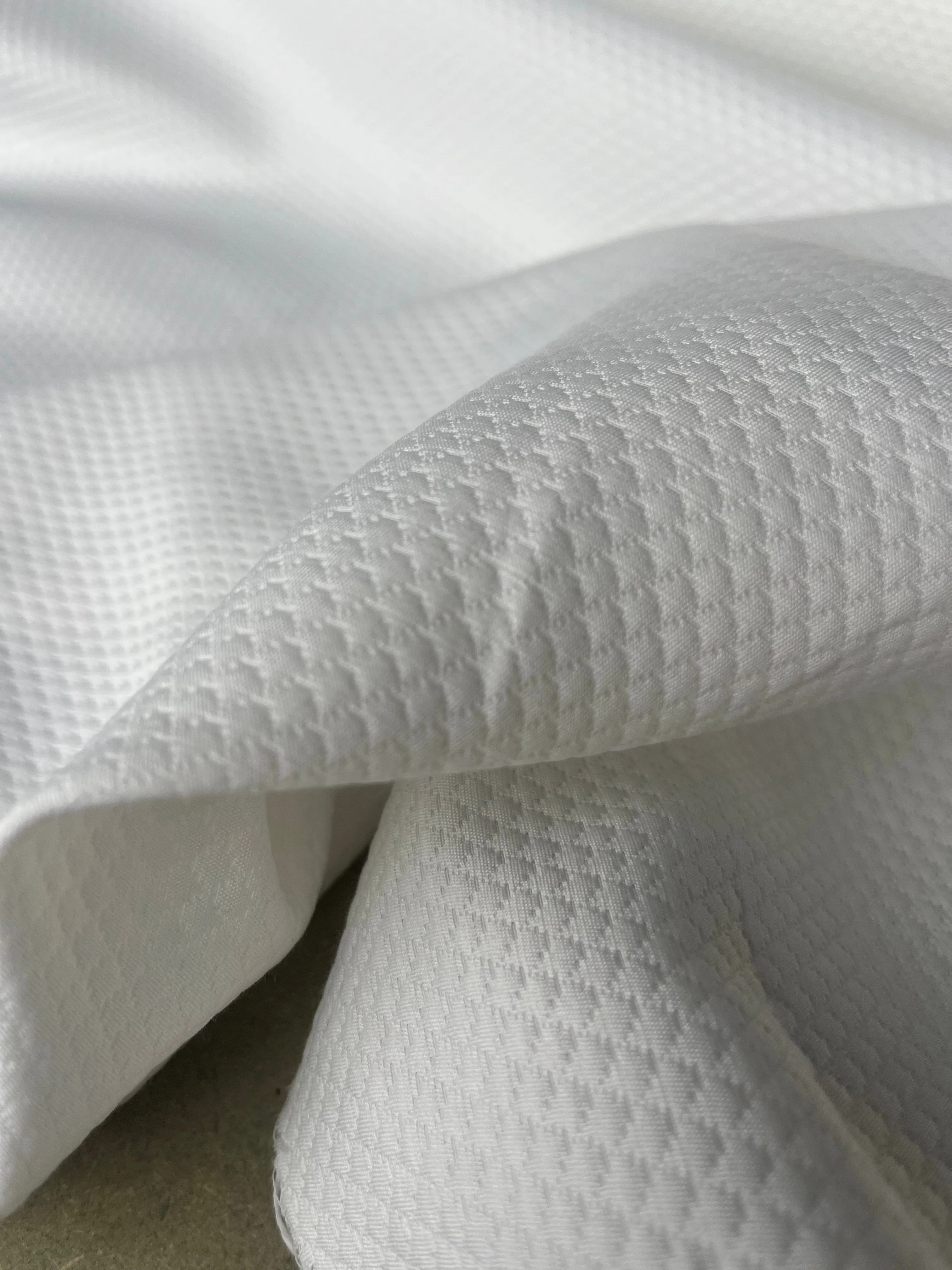 Structured Jacquard white SUMMER PARTY 105 G02