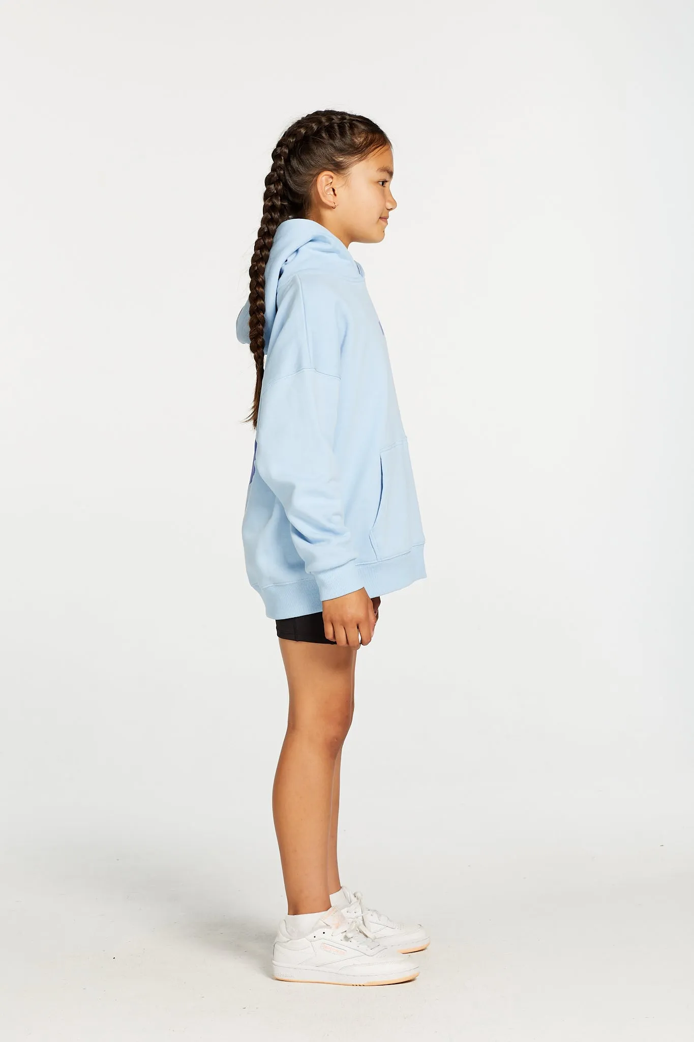 TAMARIKI HOODIE SKY BLUE