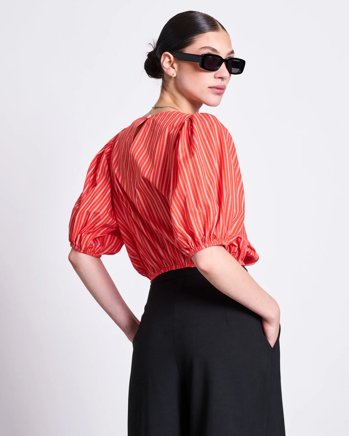 WIDE PLEATED SHORTS BENITO BLACK