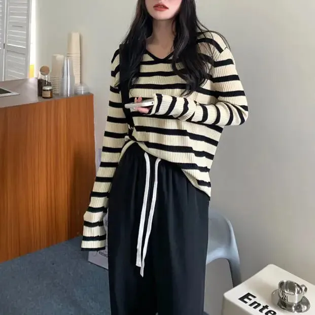 Y2K Full Zip Jacket for Stylish Apparel and Accessories